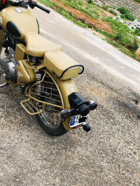 Royal Enfield Classic Desert Storm