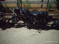 Royal Enfield Classic Stealth Black