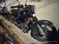 Royal Enfield Classic Stealth Black