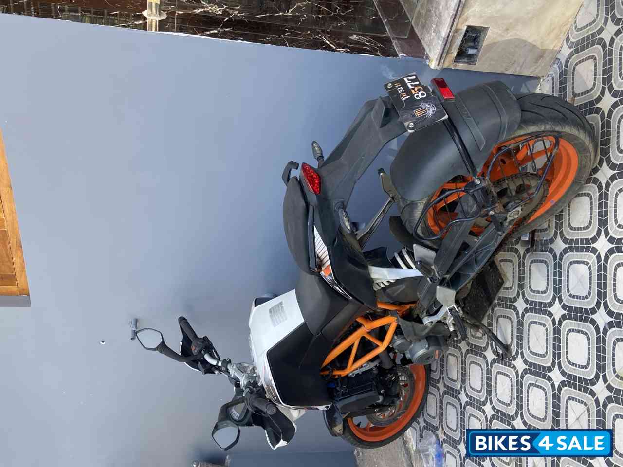 White Orange KTM Duke 390
