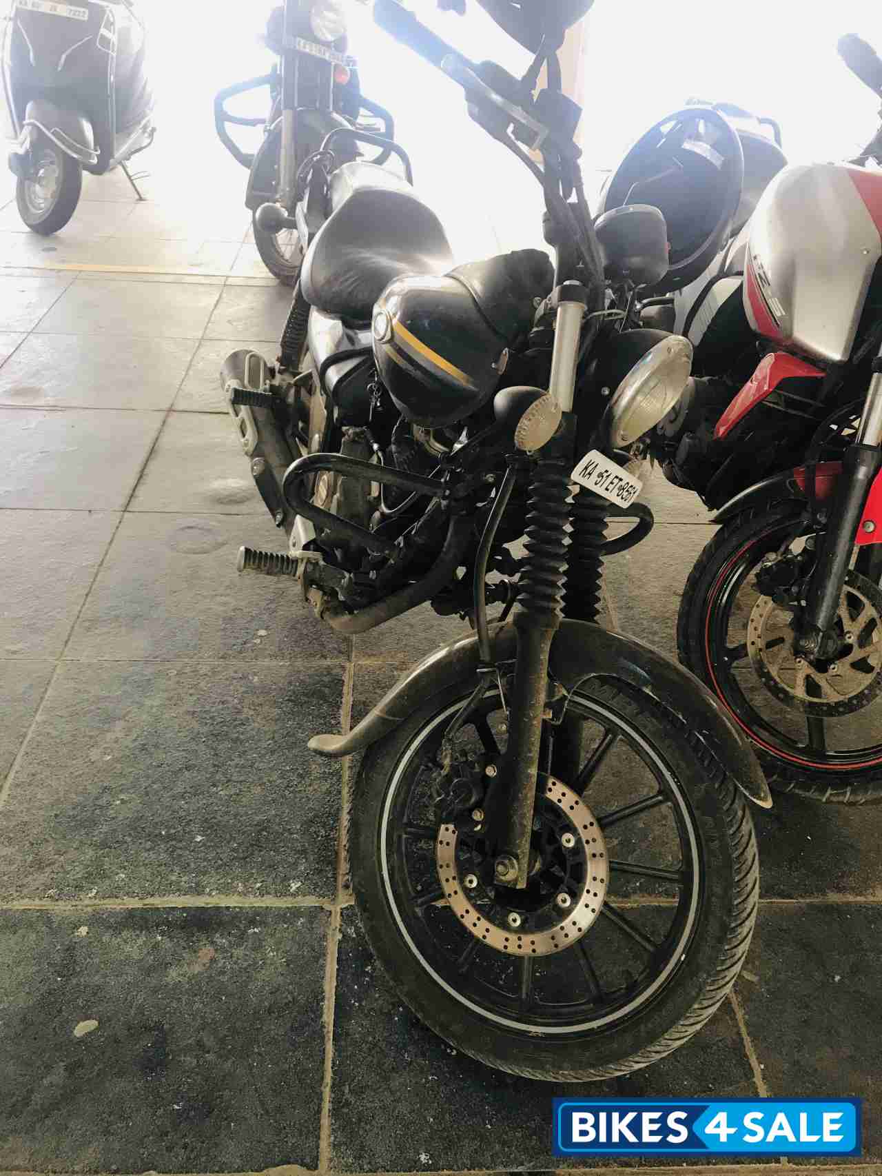 Bajaj Avenger Street 150