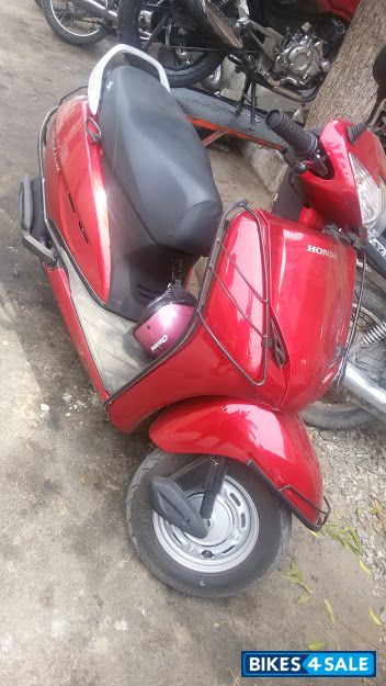 Red Honda Activa