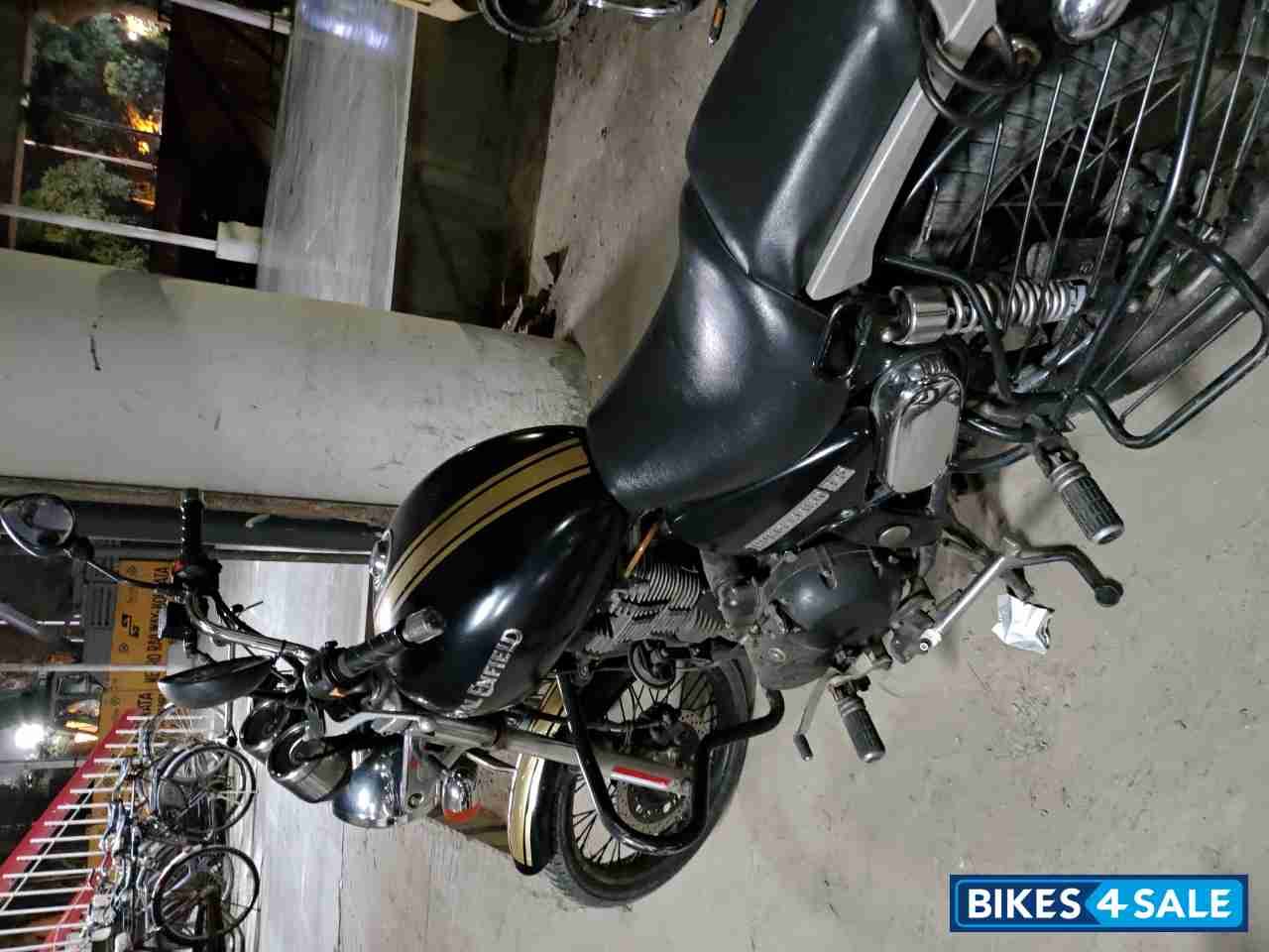 Stone Royal Enfield Thunderbird 350