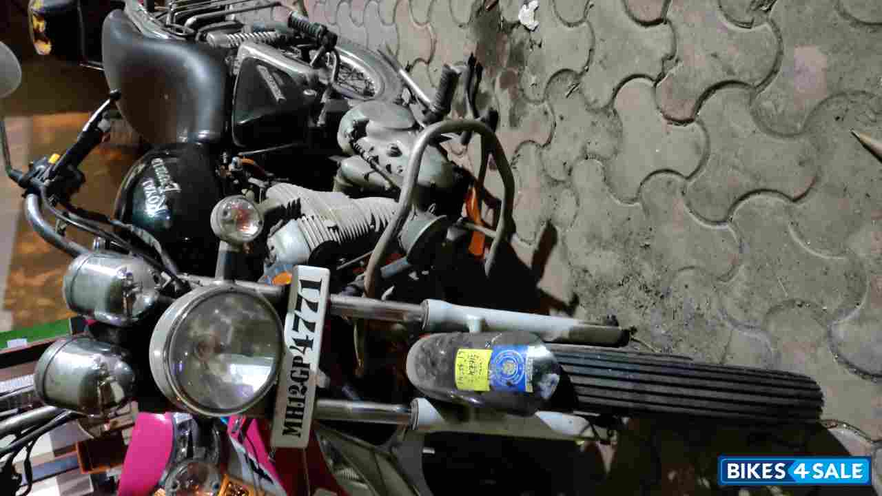 Black Royal Enfield Thunderbird TwinSpark 350 Black Royal Enfield Thunderbird TwinSpark 350