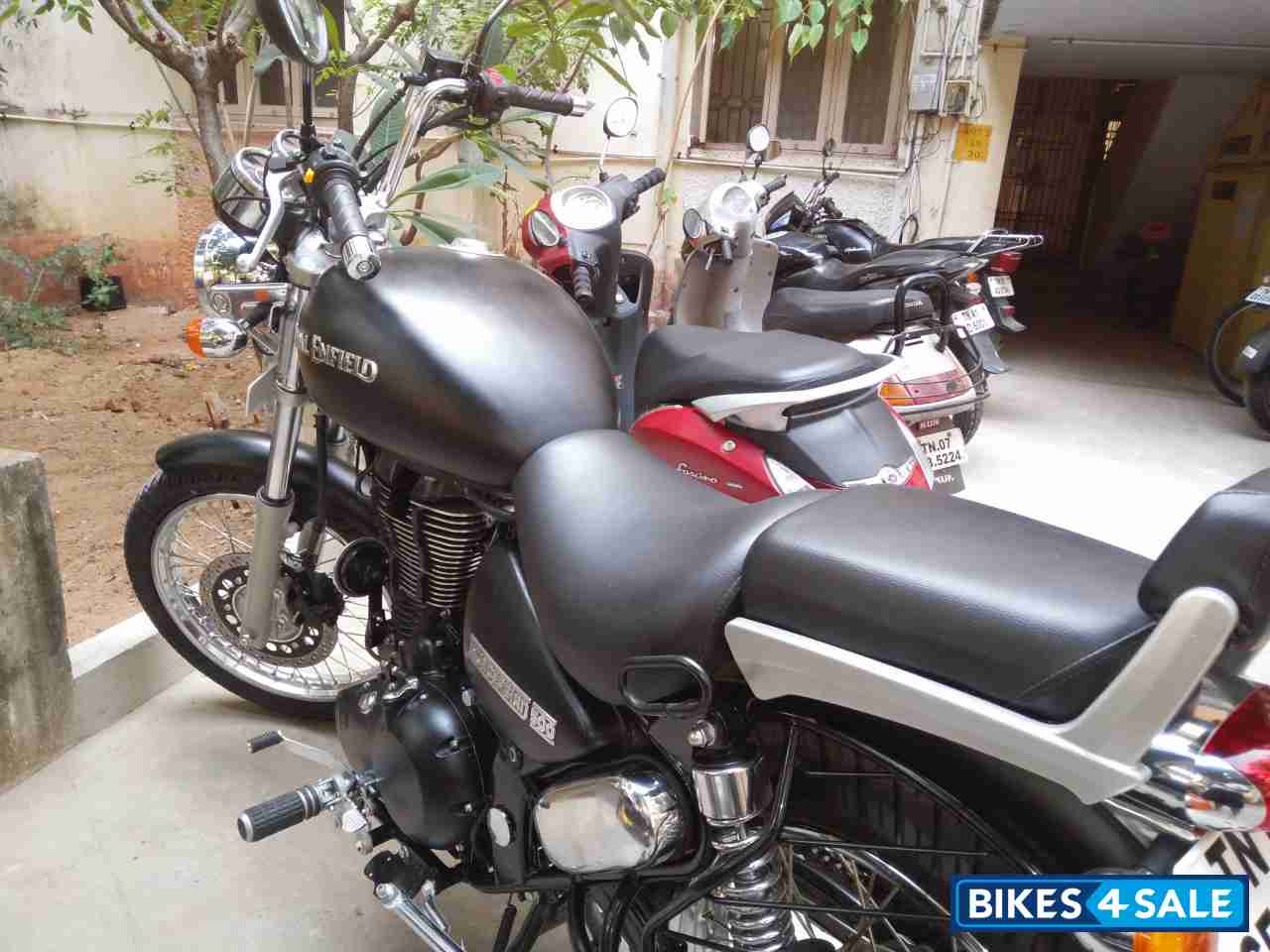 Royal Enfield Thunderbird 500