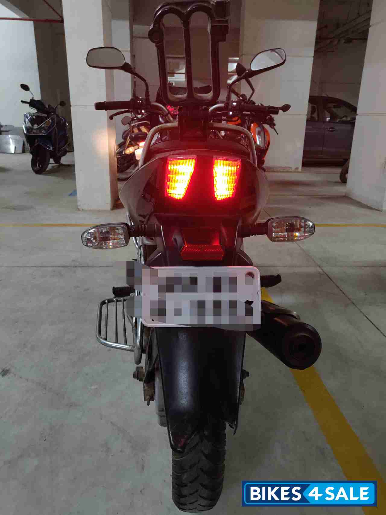Black Bajaj Pulsar 150 DTSi
