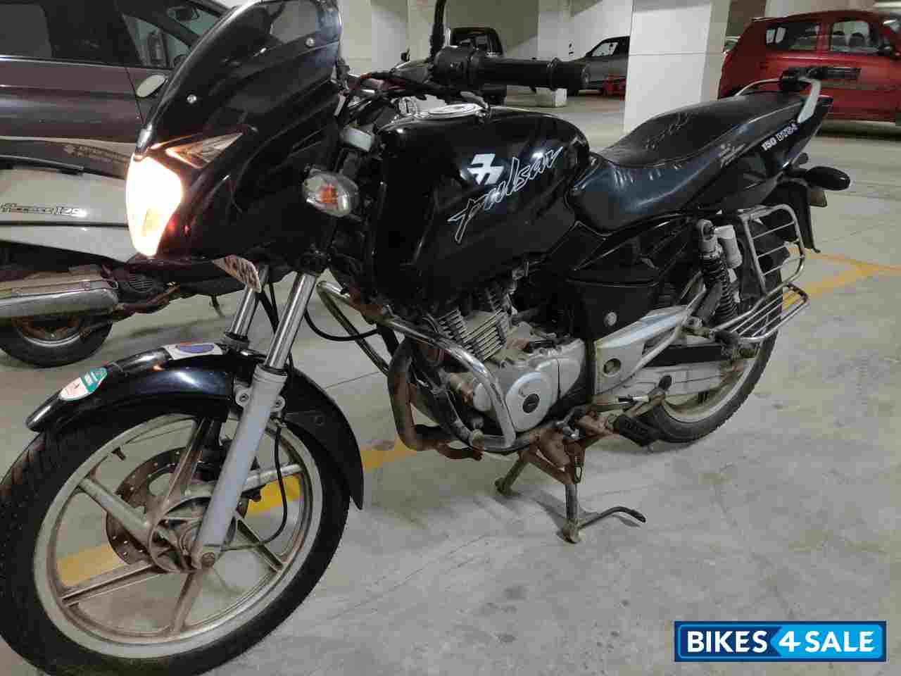 Black Bajaj Pulsar 150 DTSi