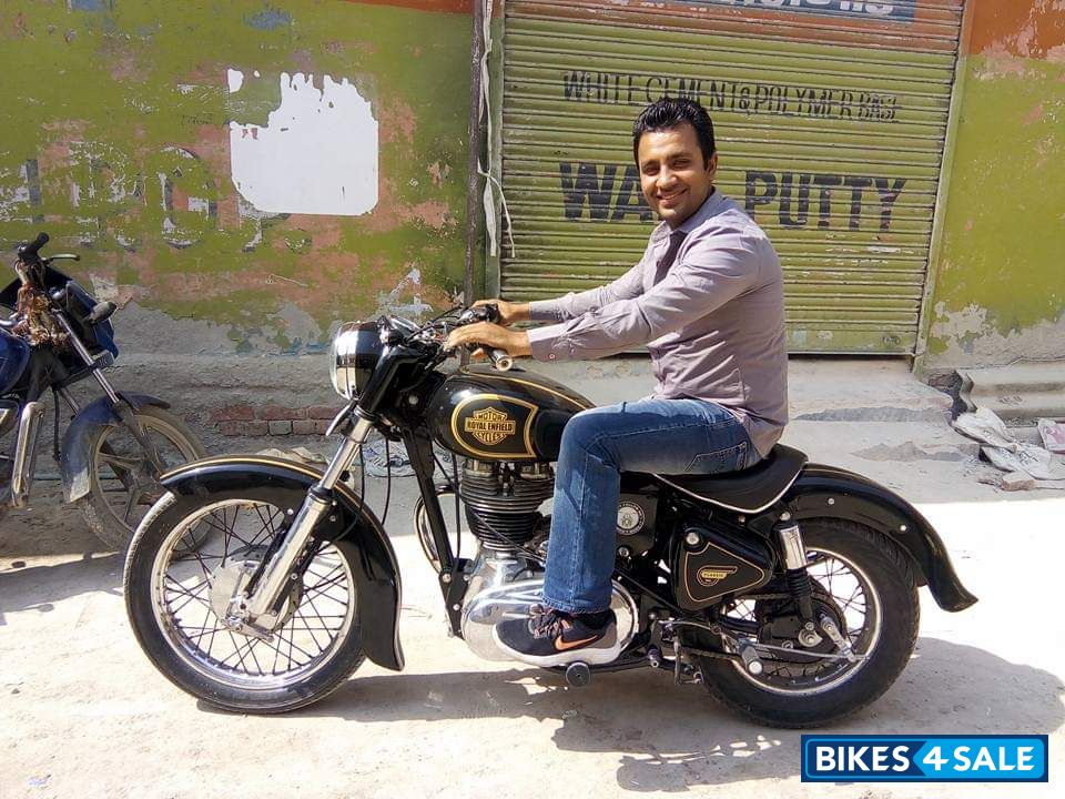 Black With Golden Strips Royal Enfield Classic 350