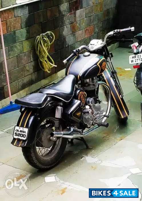 Black With Golden Strips Royal Enfield Classic 350