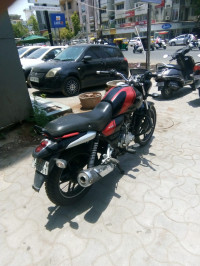 Bajaj V15
