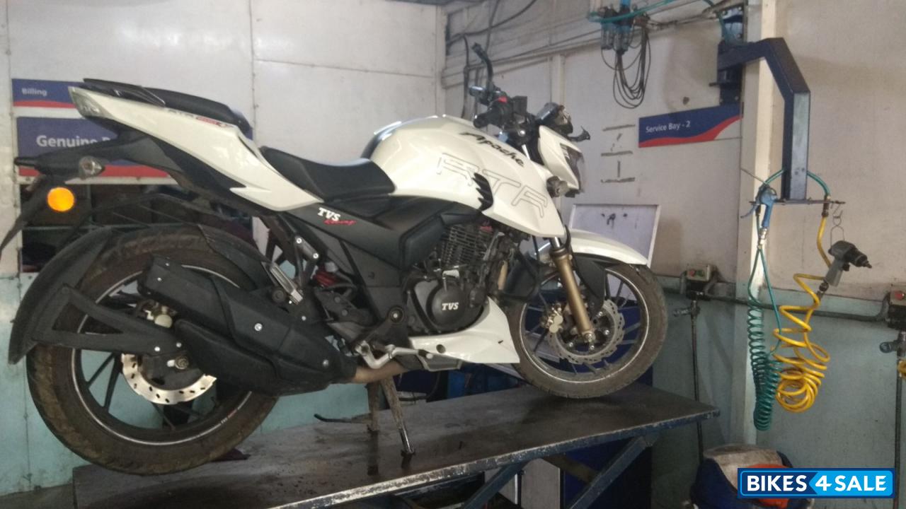 TVS Apache RTR 200 4V ABS