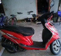 Red TVS Wego
