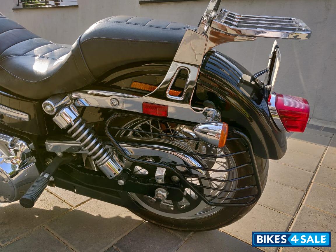 Black Harley Davidson Dyna FXDC Super Glide Custom