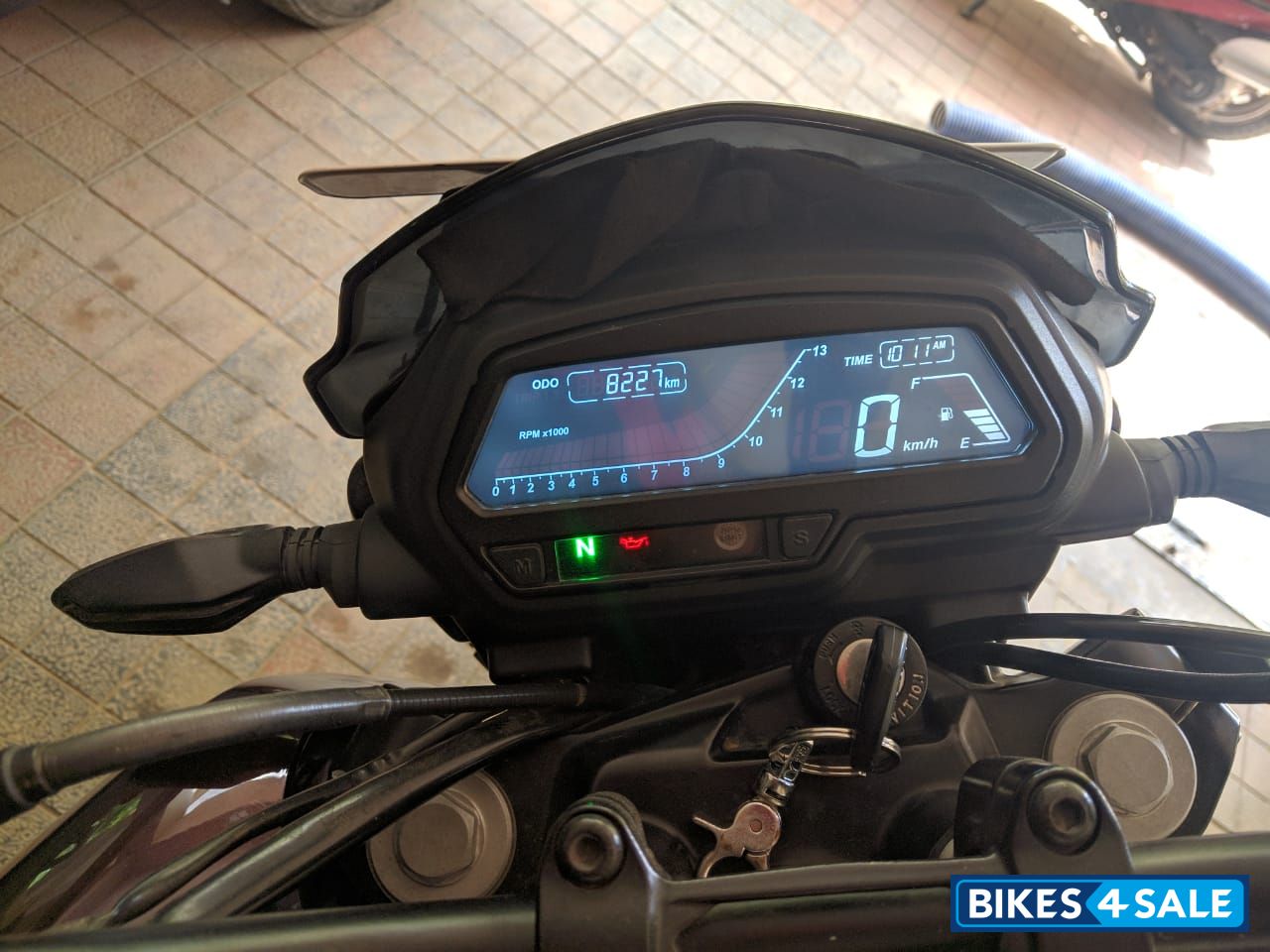 Bajaj Dominar 400 Disc