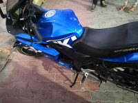 Blue Suzuki Gixxer SF