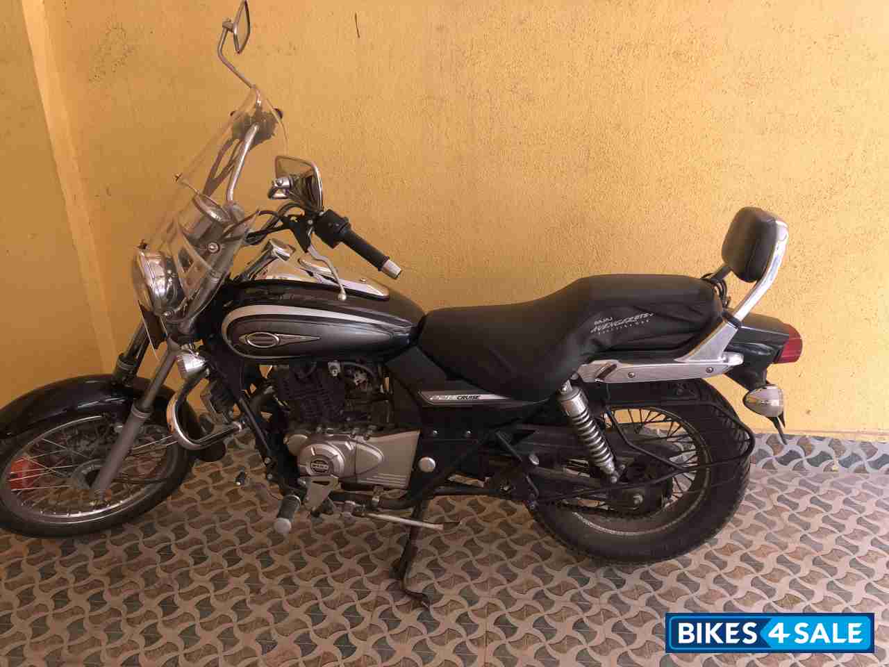 Bajaj Avenger Cruise 220