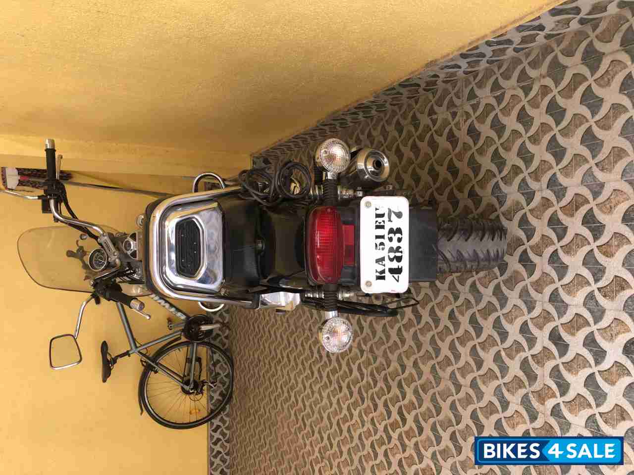 Bajaj Avenger Cruise 220