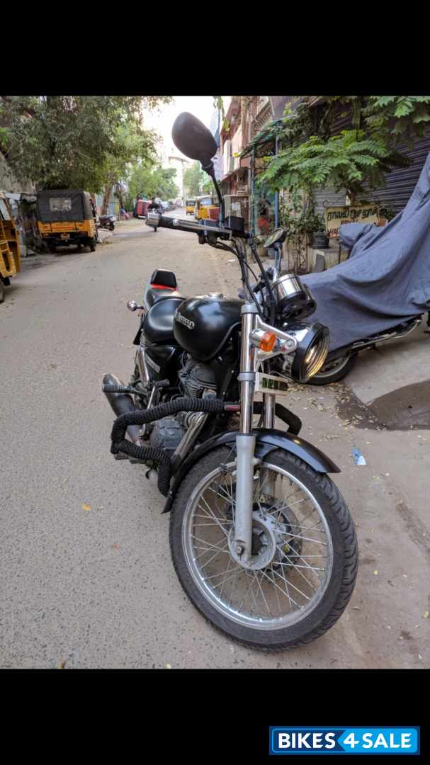 Stone Royal Enfield Thunderbird 350