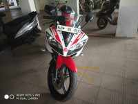 White Yamaha YZF R15 V2