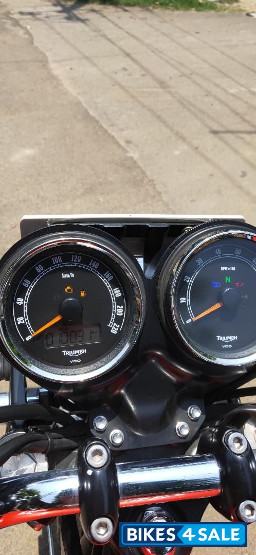 Triumph Bonneville T100