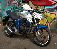 White/blue Suzuki Gixxer 150