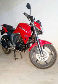 Red Yamaha FZ FI V2