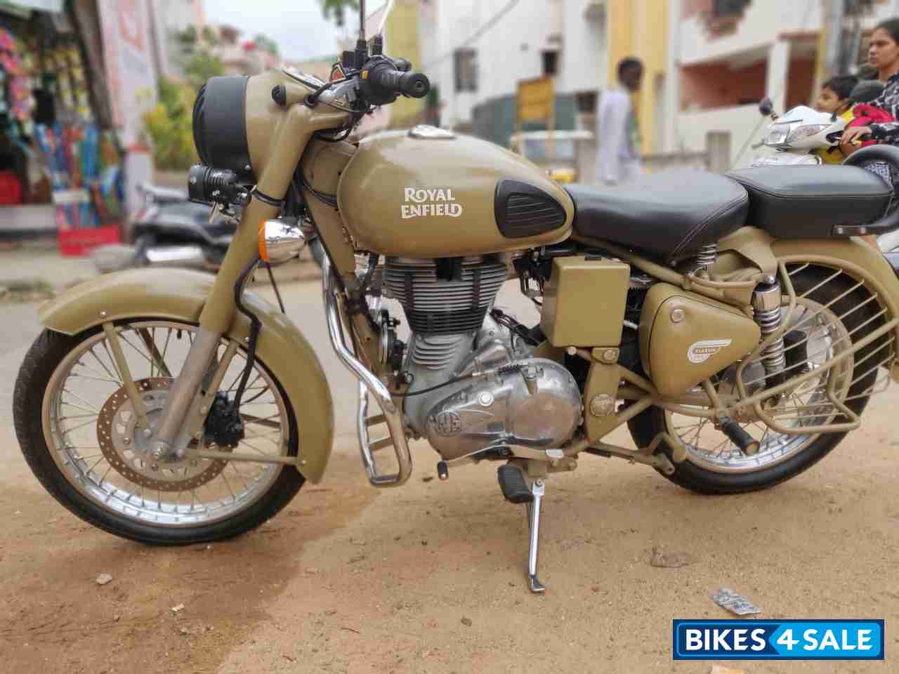 Royal Enfield Classic Desert Storm Royal Enfield Classic Desert Storm