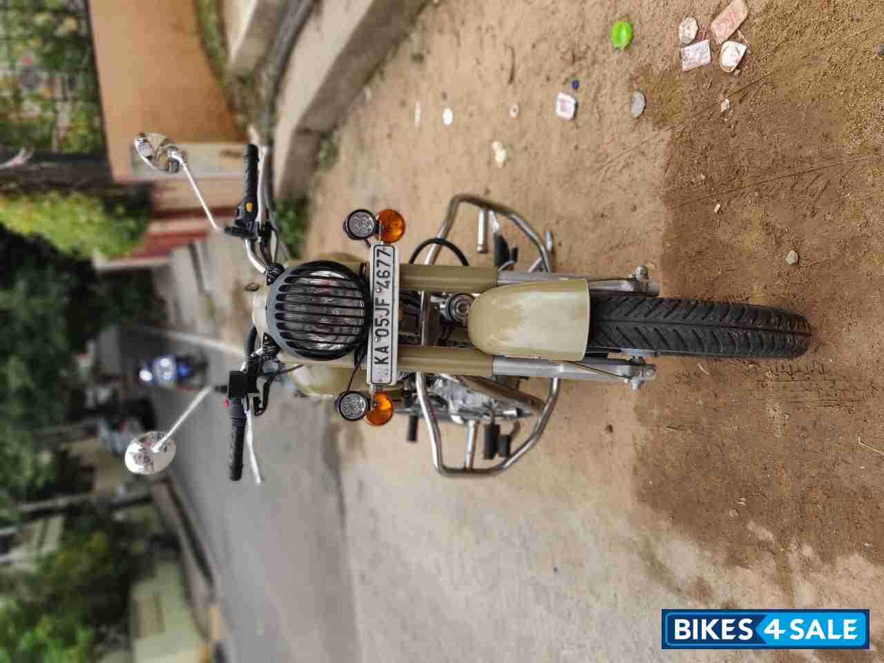 Royal Enfield Classic Desert Storm Royal Enfield Classic Desert Storm