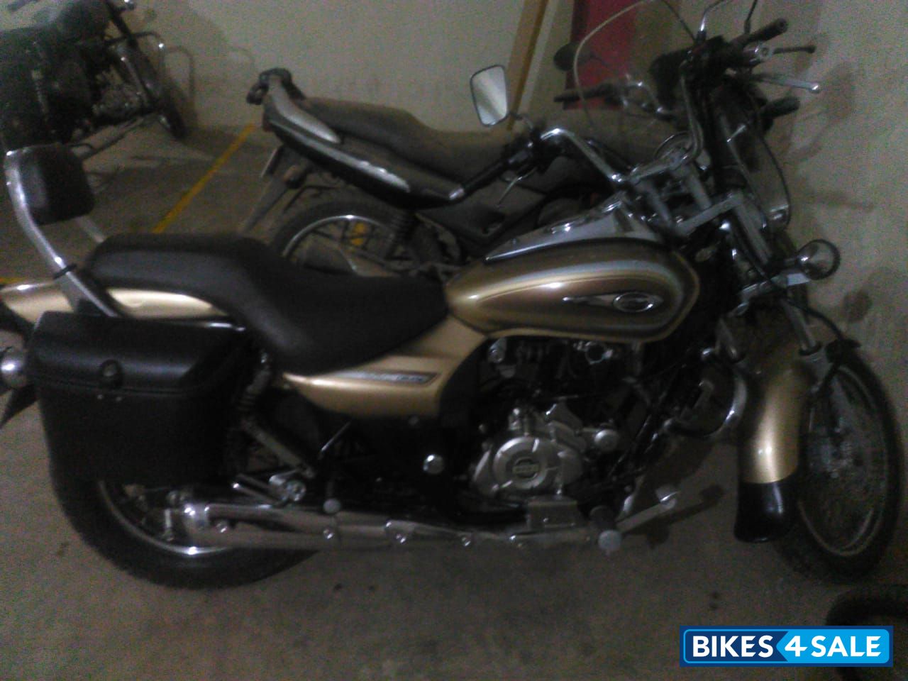 Bajaj Avenger Cruise 220