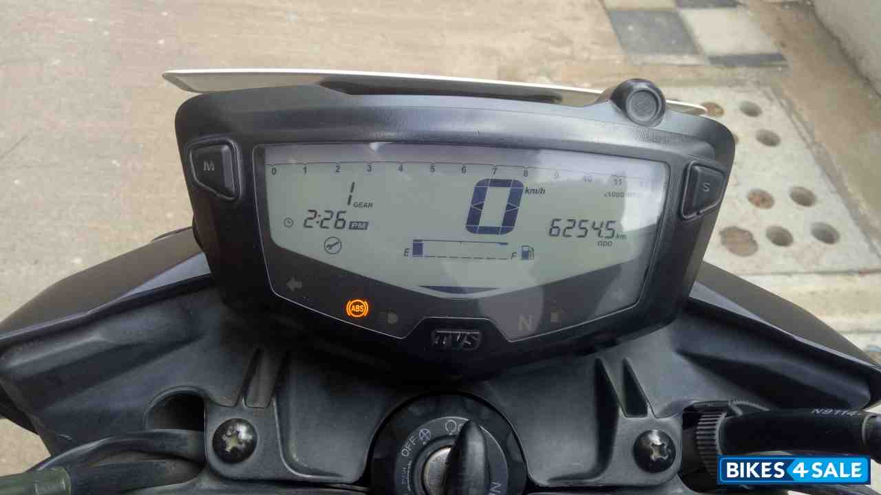 TVS Apache RTR 200 4V