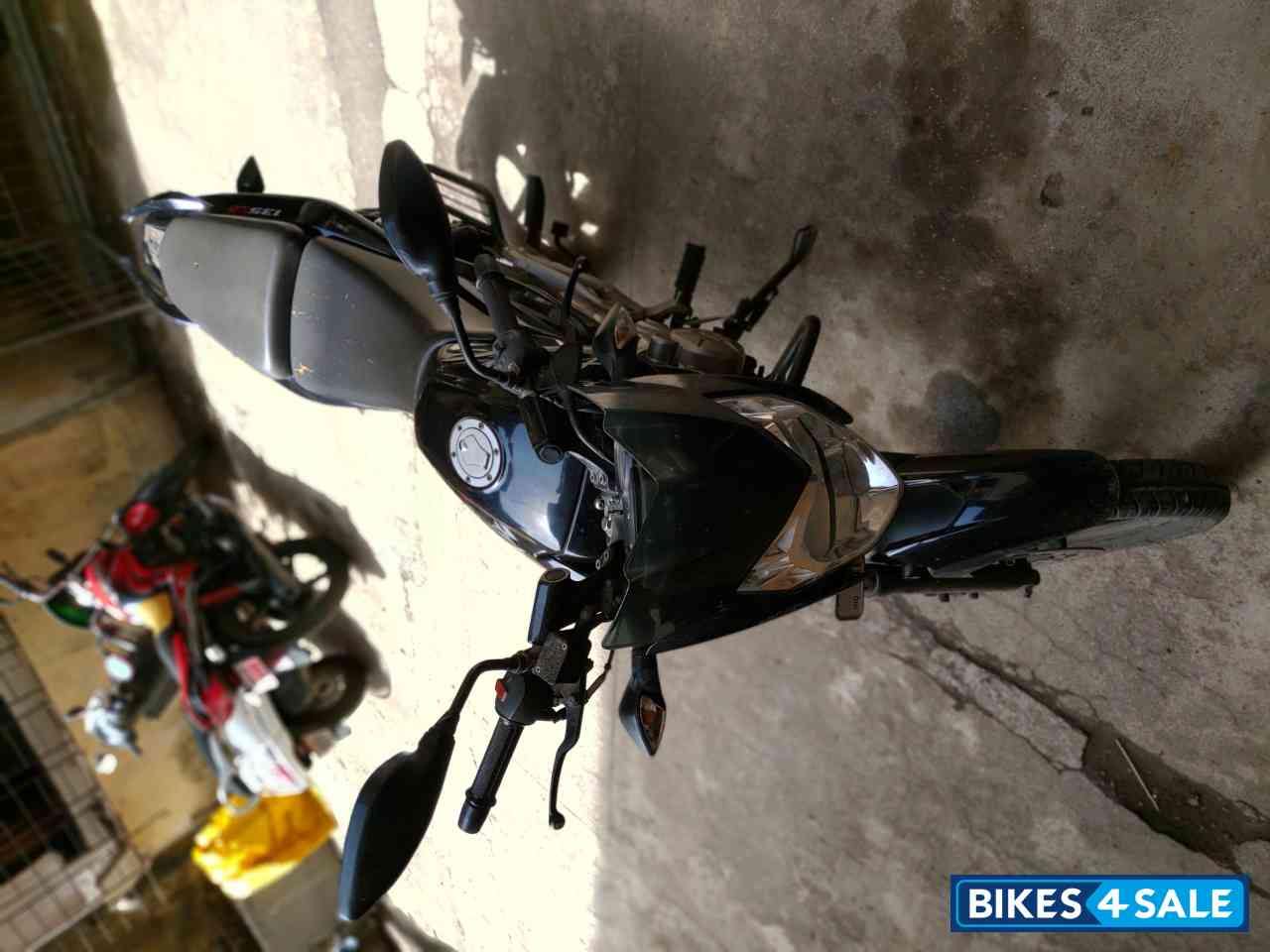 Black Bajaj Pulsar 135LS