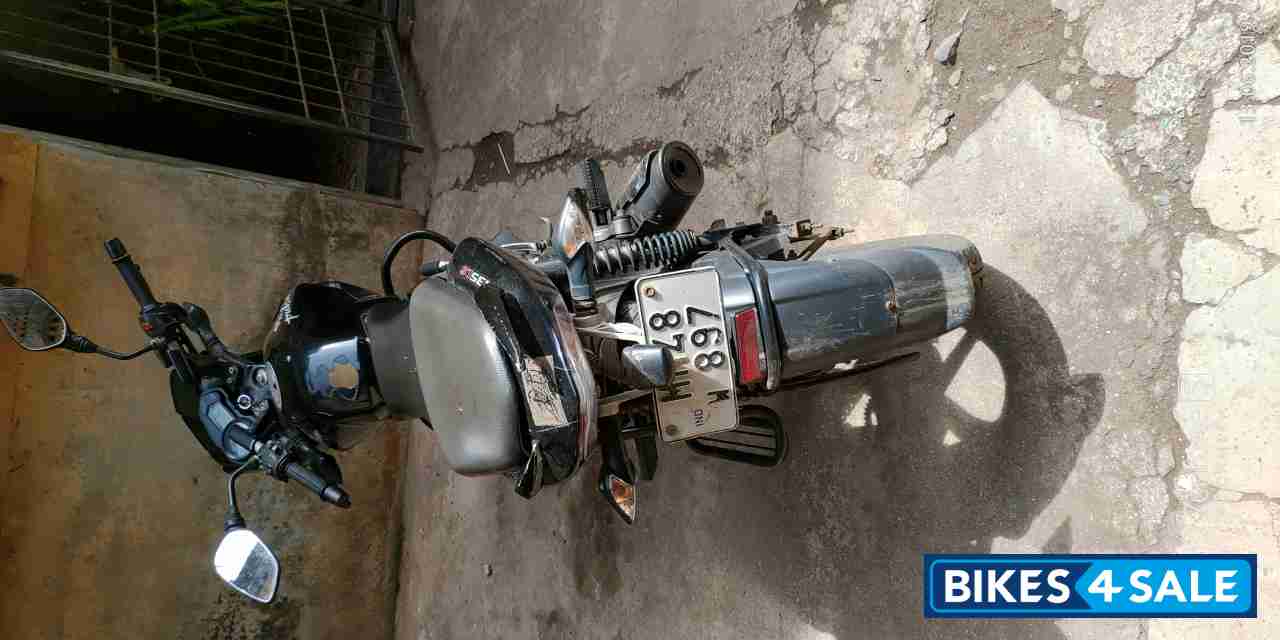 Black Bajaj Pulsar 135LS