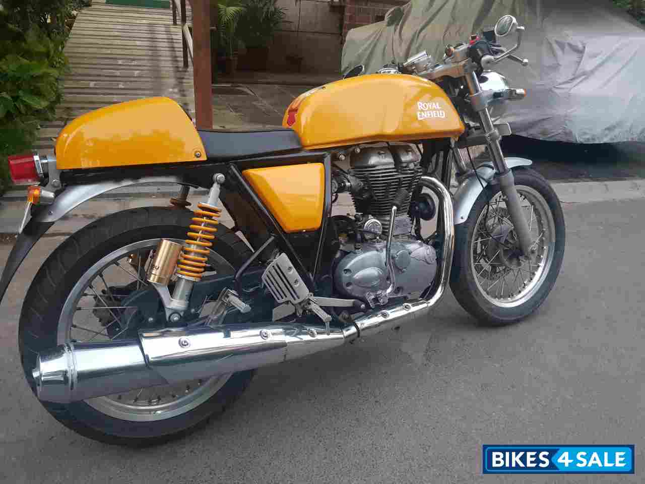 Yellow Royal Enfield Continental GT 535