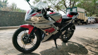 Yamaha YZF R15 V2