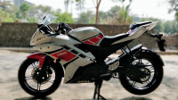 Yamaha YZF R15 V2