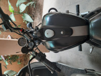 Bajaj Avenger Street 220