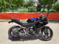 Black Honda CBR 250R