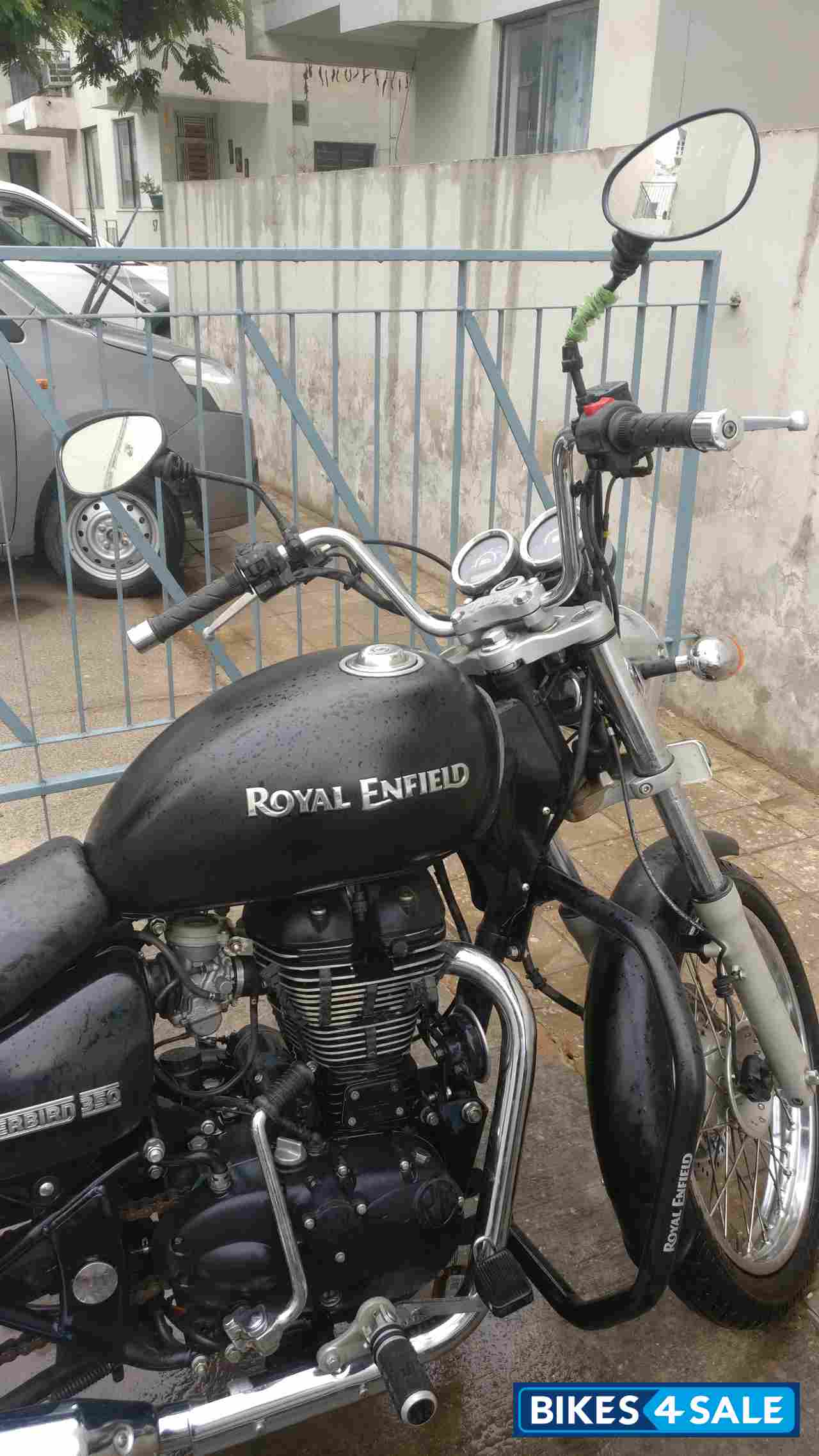 Royal Enfield Thunderbird 350