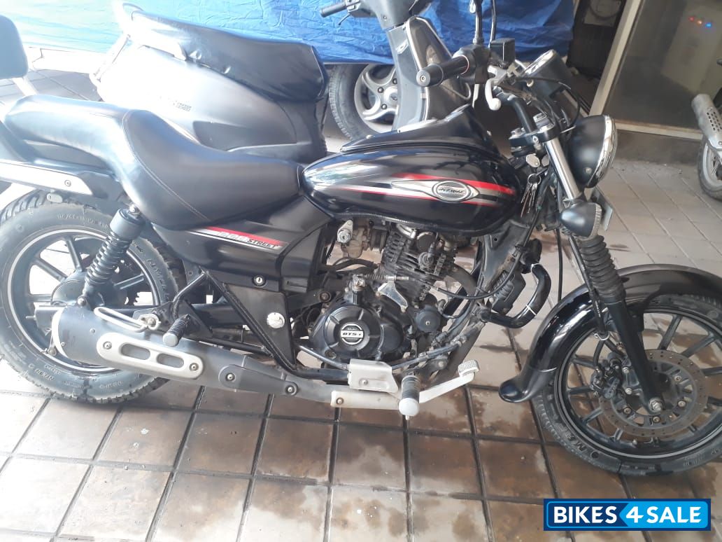 Bajaj Avenger Street 220