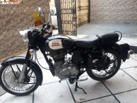 Black Royal Enfield Classic 350