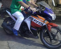 Honda CBR 250R