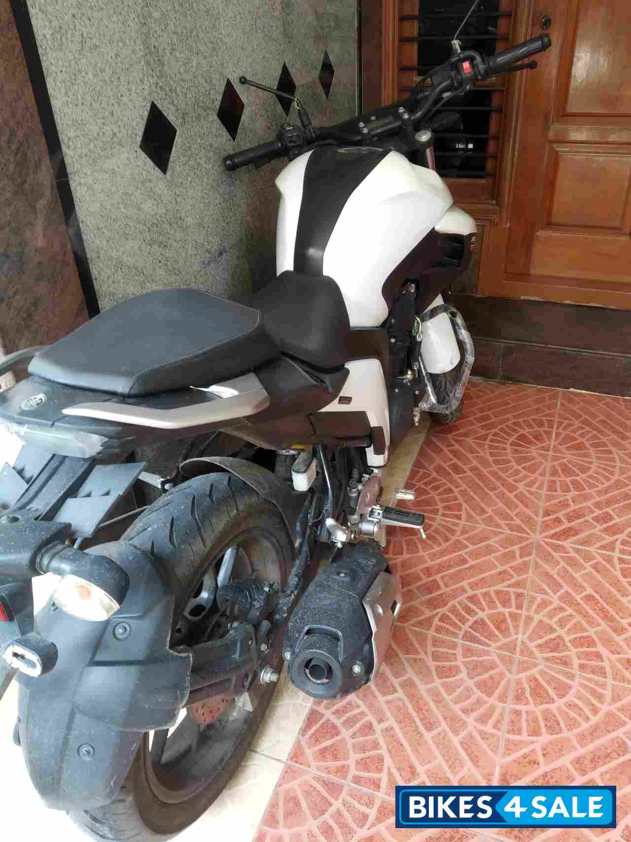 Yamaha FZ25