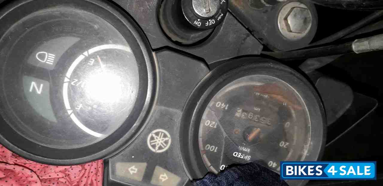 Black Yamaha Libero G5