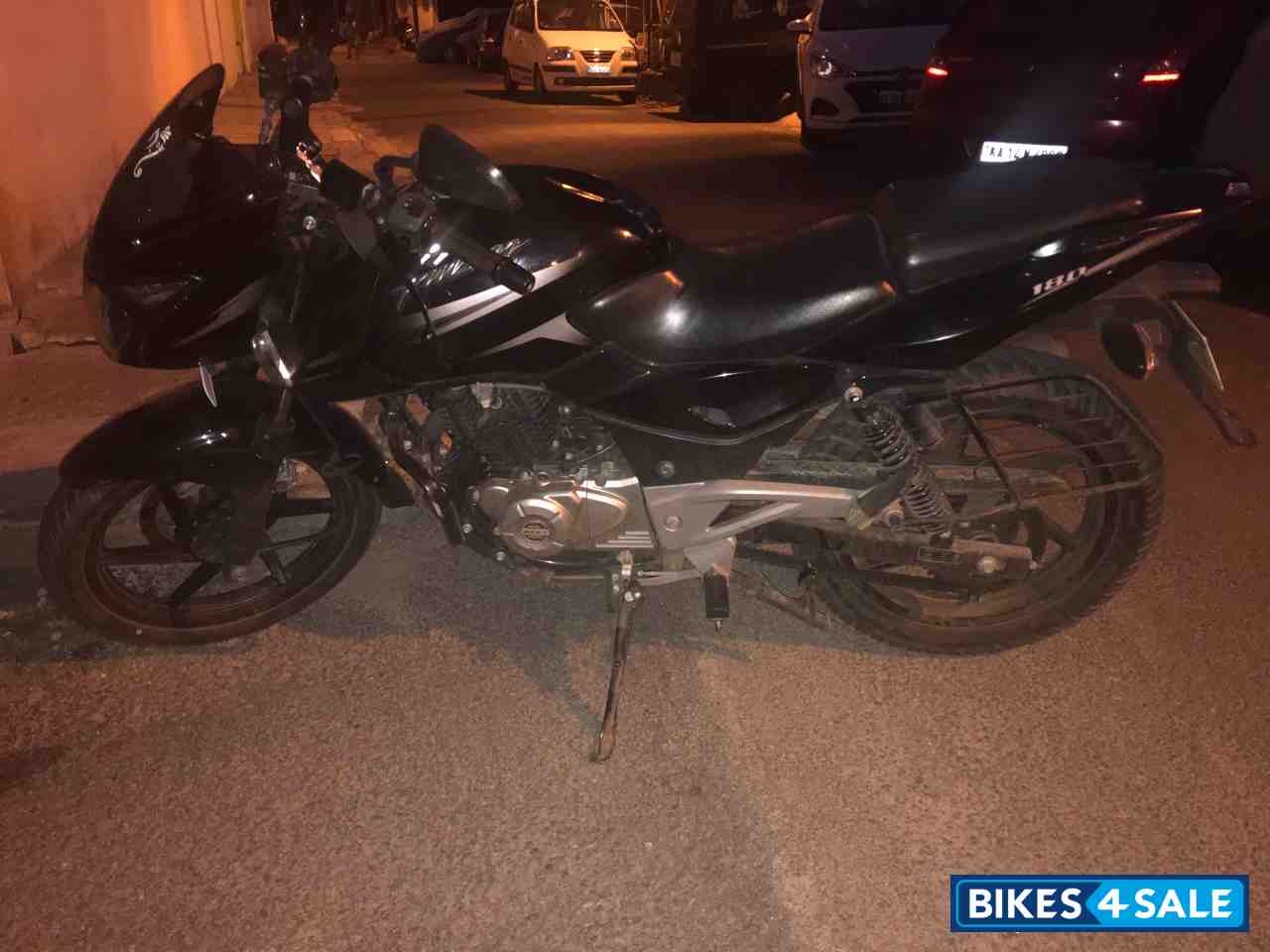 Black Bajaj Pulsar 180 DTSi