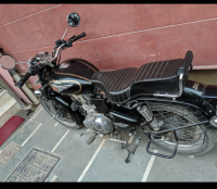 Royal Enfield Bullet Standard 500