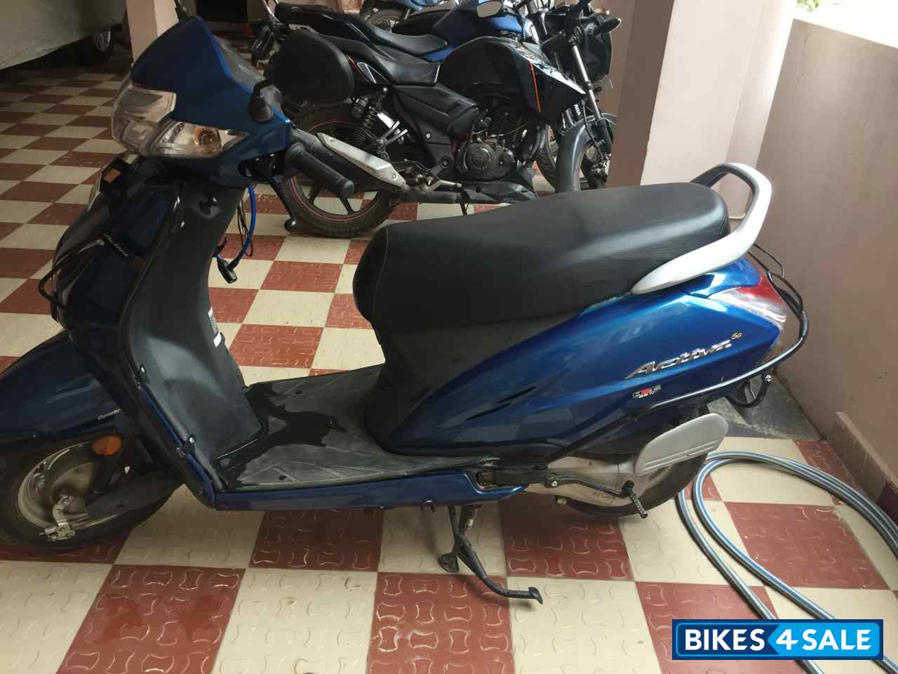 Blue Honda Activa 5G