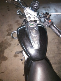 Bajaj Avenger 180 DTS-i