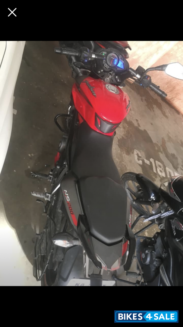 Bajaj Pulsar 200 NS
