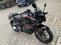 Bajaj Pulsar RS 200 ABS