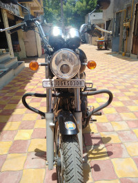 Black Royal Enfield Thunderbird 350